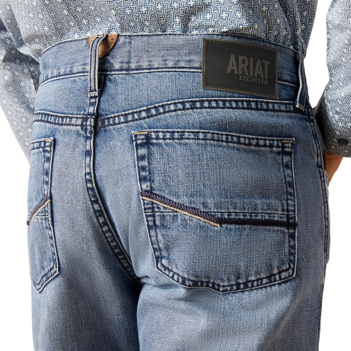 M4 Relaxed Ward Straight Leg Jeans