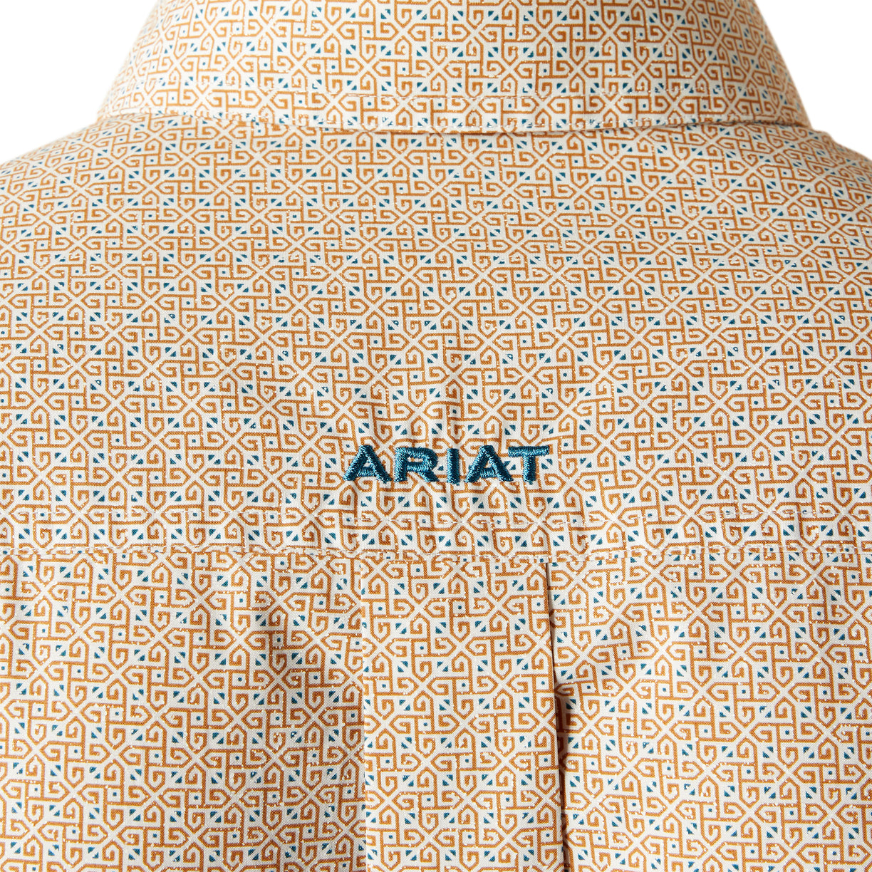 Ariat Men's Johnny Classic Fit Shirt in beige - Detail