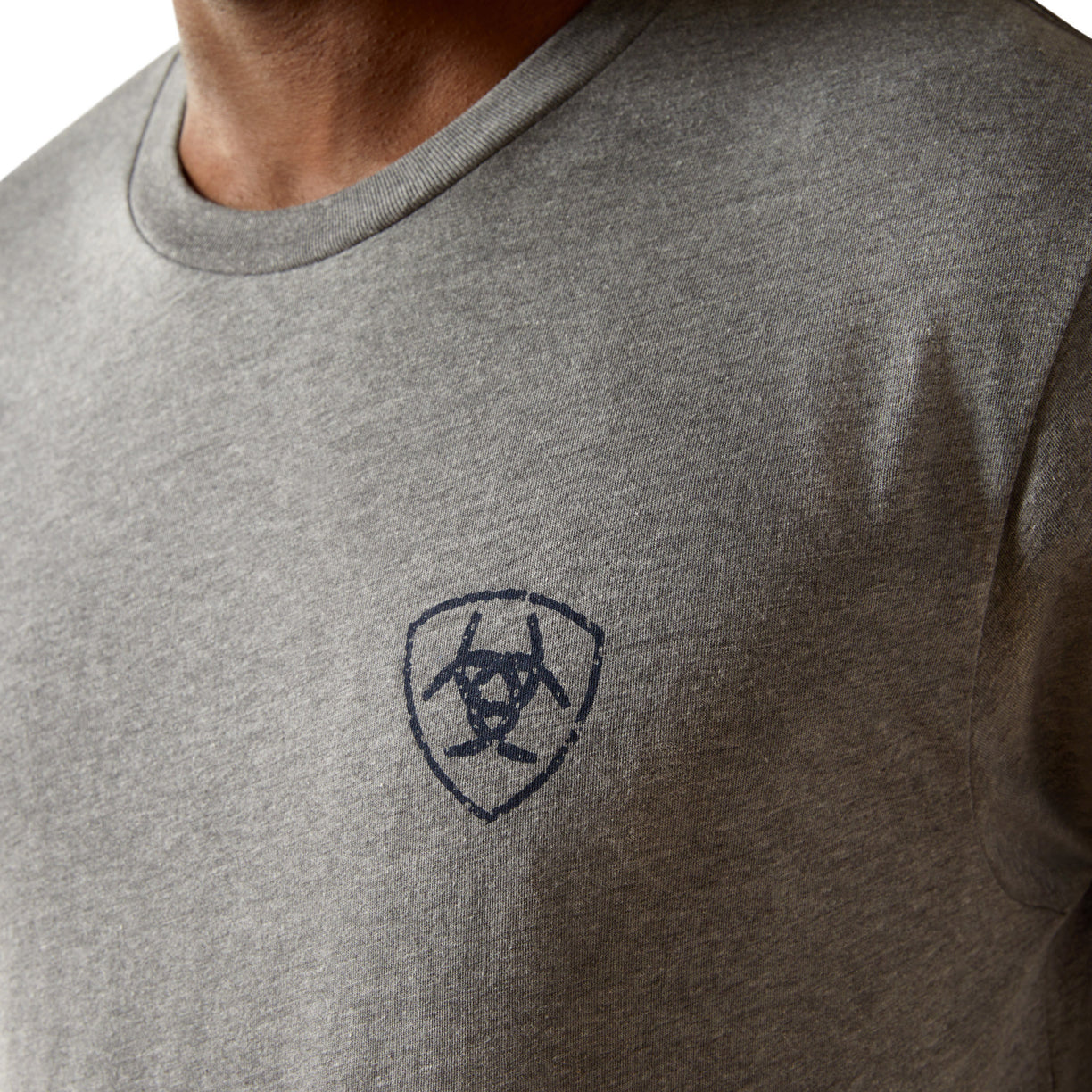 Gray t-shirt with a logo on the chest