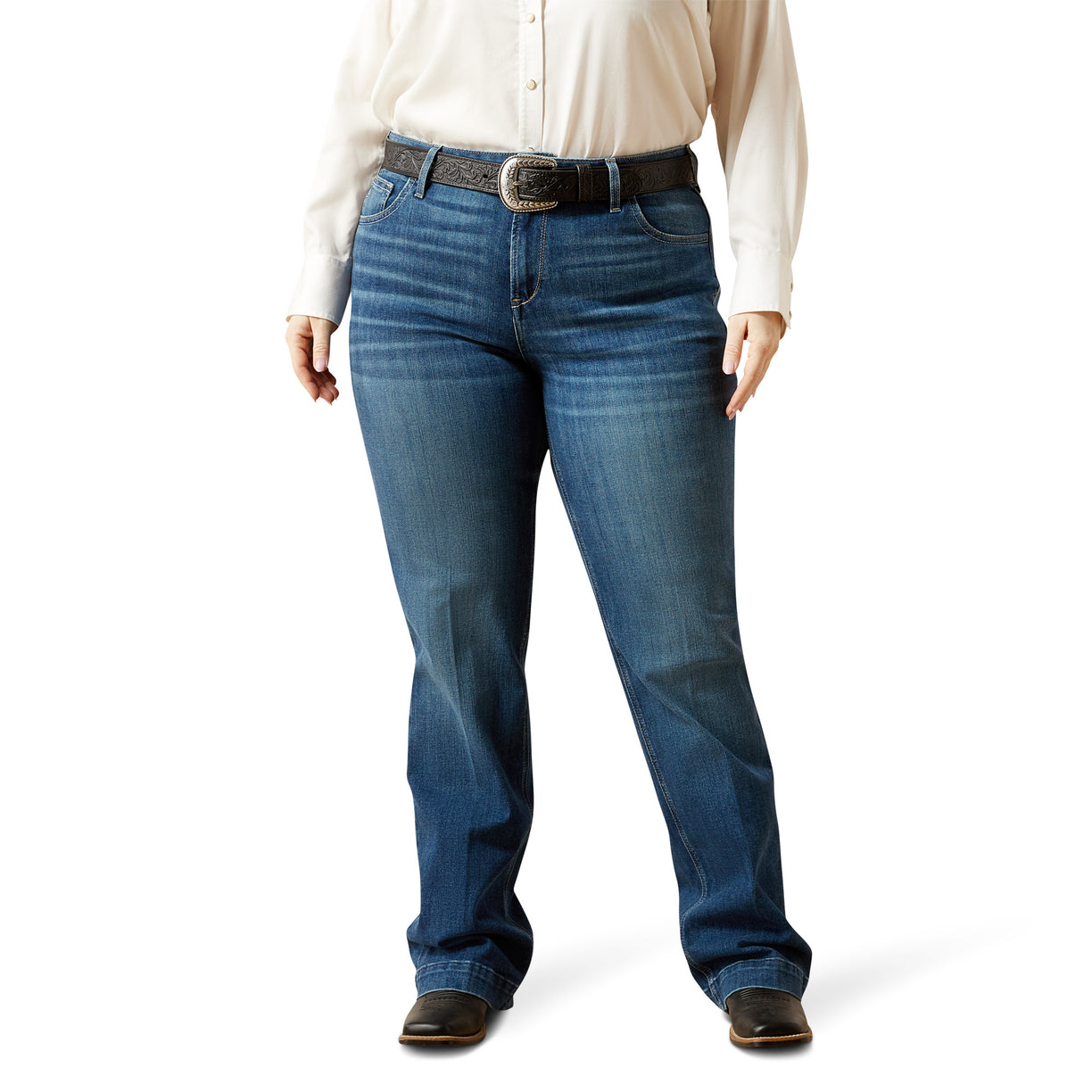 Woman plus size jeans wearing dark blue denim jeans, boot leg, mid rise, flare, cowgirl, casual, everyday jeans. 