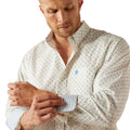 Ariat Men's Wrinkle Free Adrian Classic Fit Shirt in white and grey pattern - Detail