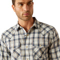 Ariat Men's Hampton Retro Fit Shirt in white and grey pattern - Detail