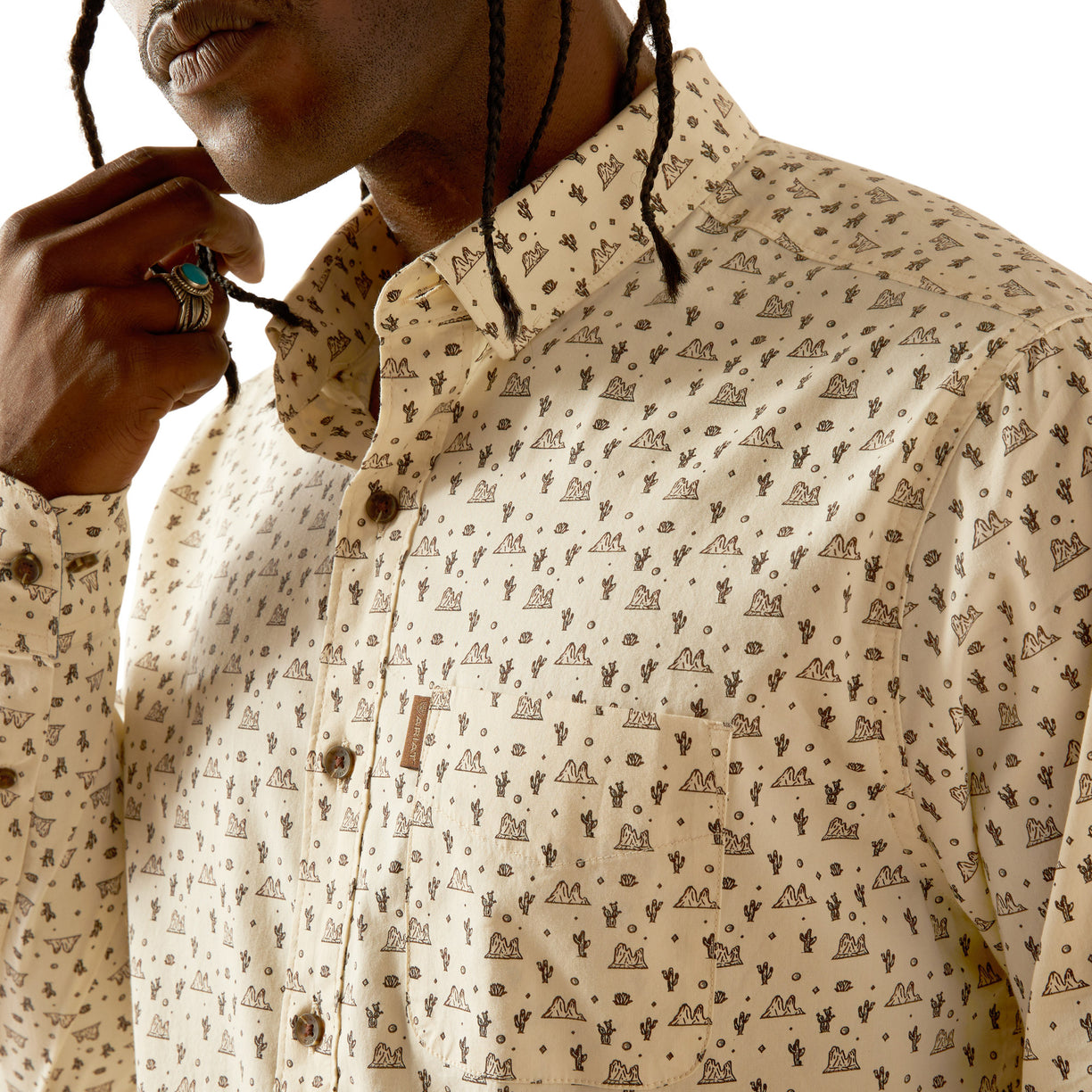 Ariat Men's Milton Modern Fit Long-Sleeved Shirt in beige pattern - Detail