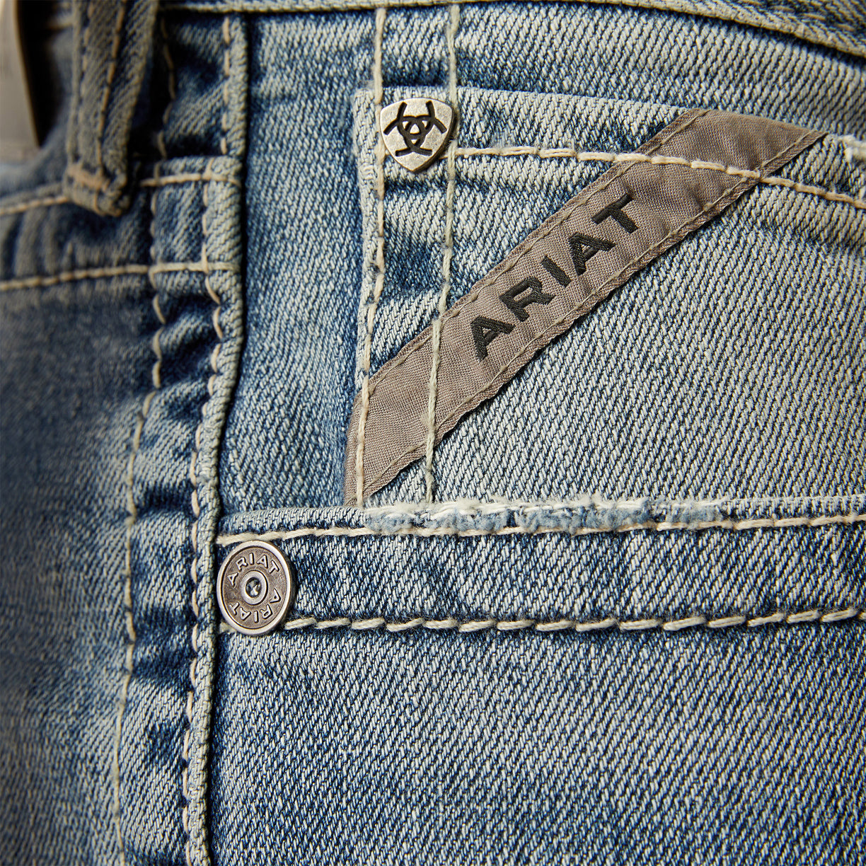 Ariat Men's M4 Relaxed Reece Straight Leg Jeans in blue denim - Detail