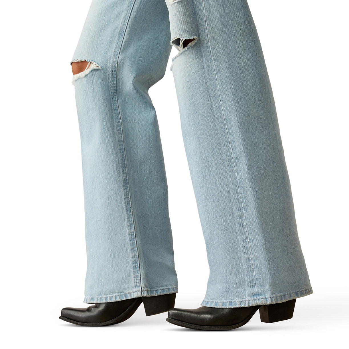 Ariat Women's Ultra High Rise Tomboy Wide in light blue denim - Detail