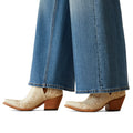 Ariat Women's Ultra High Rise Jazmine Wide Jeans in blue denim - Detail